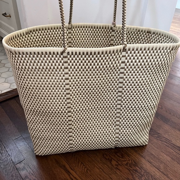 Woven Tote Bag with Pom Pom Charm - Picture 4 of 6